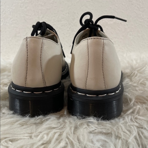 Dr. Martens 1461 HDW Ivory Oxford Hardware Leather Shoes Women’s Size 8 Unisex - Picture 6 of 12